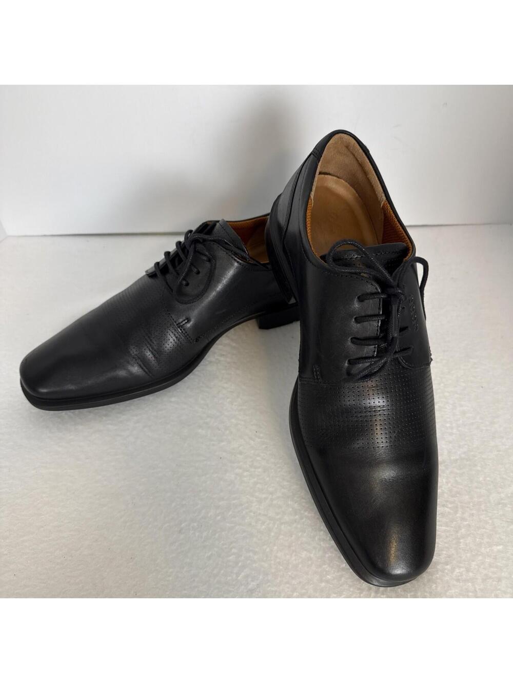 Ecco Men’s Cairo Shoe W/Shock Point Technology. Men’s Size EU 43, US 9 - 9.5